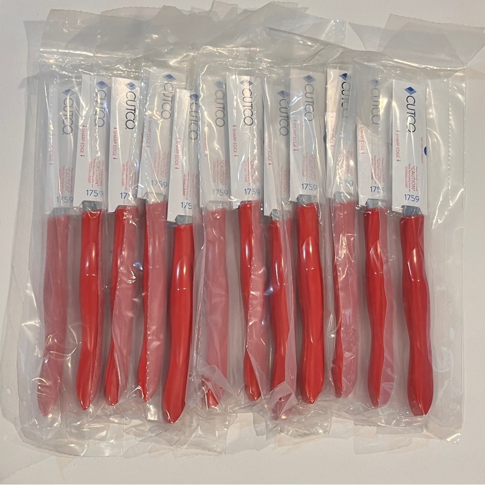 12x Cutco 1759 Table Knives w/Red Handle (1867 12-Pc. Table Knife Set w/o Box)